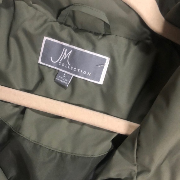 Like new JM collection spring rain jacket - Picture 6 of 7